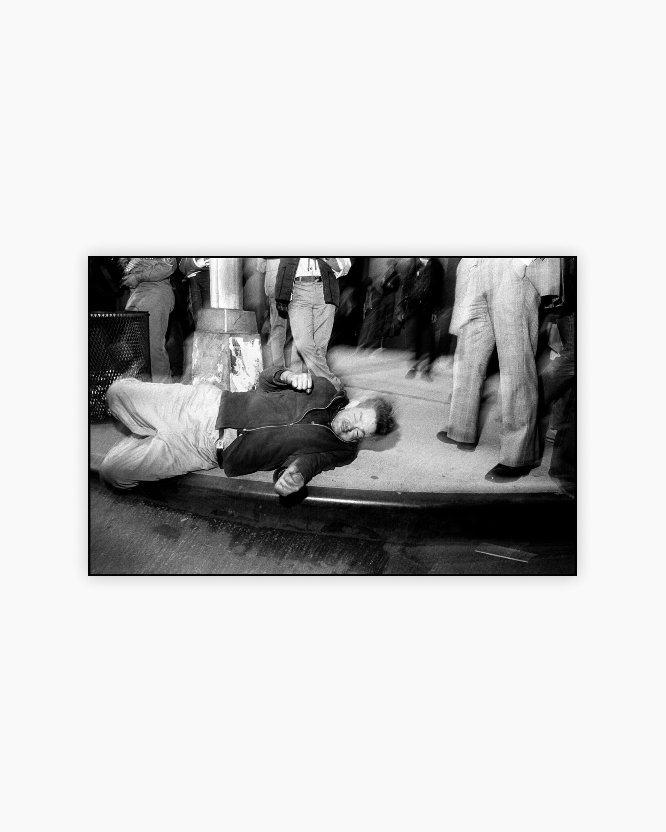 Bruce Gilden - Facing New York, Midtown Manhattan, 1984