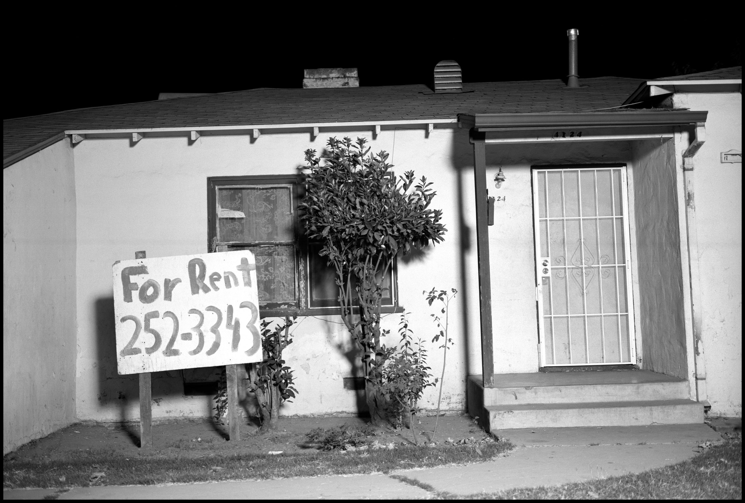 Bruce Gilden - Foreclosure, USA, 2012