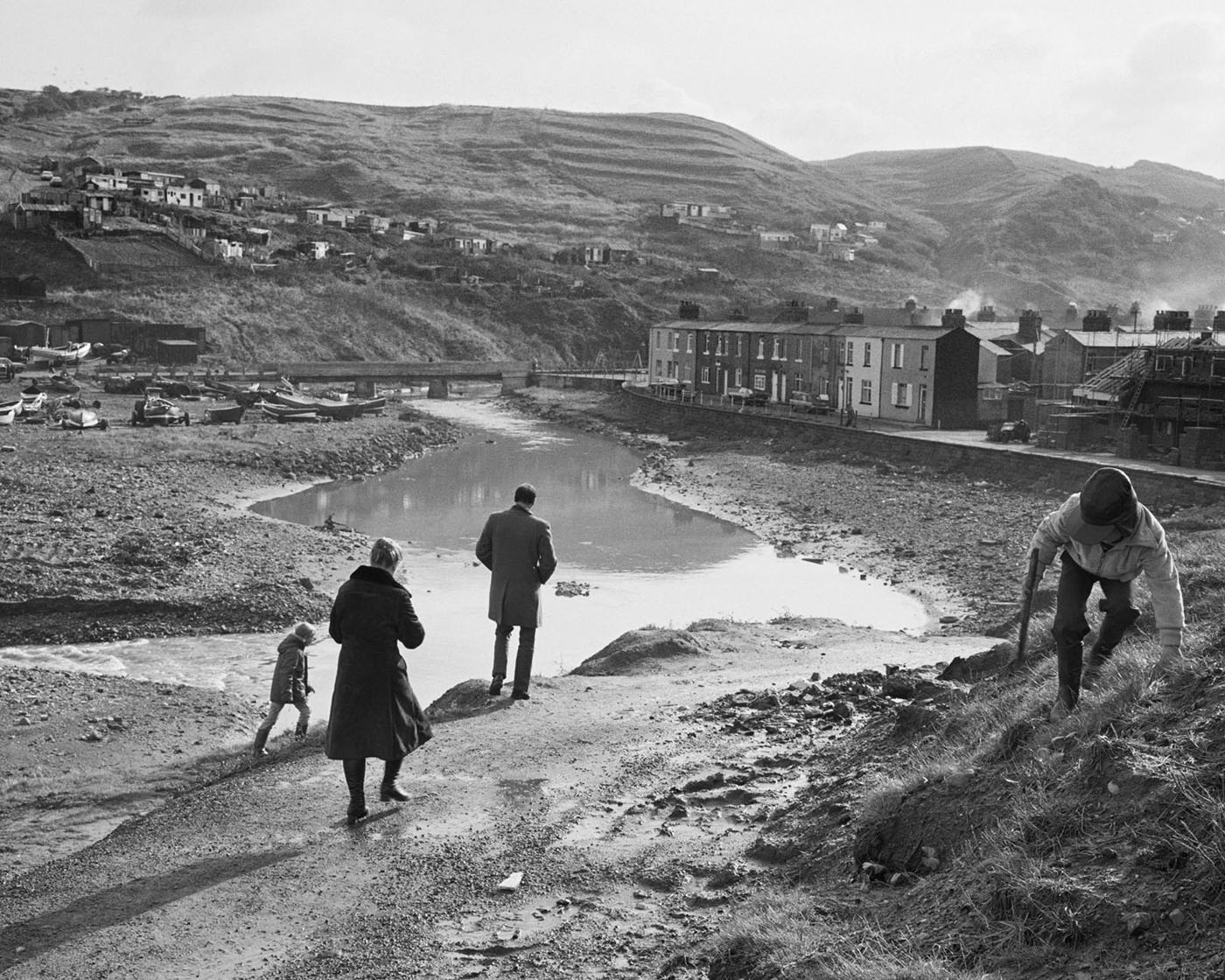 Family on a Sunday Walk, Skinningrove — Chris Killip, 1982