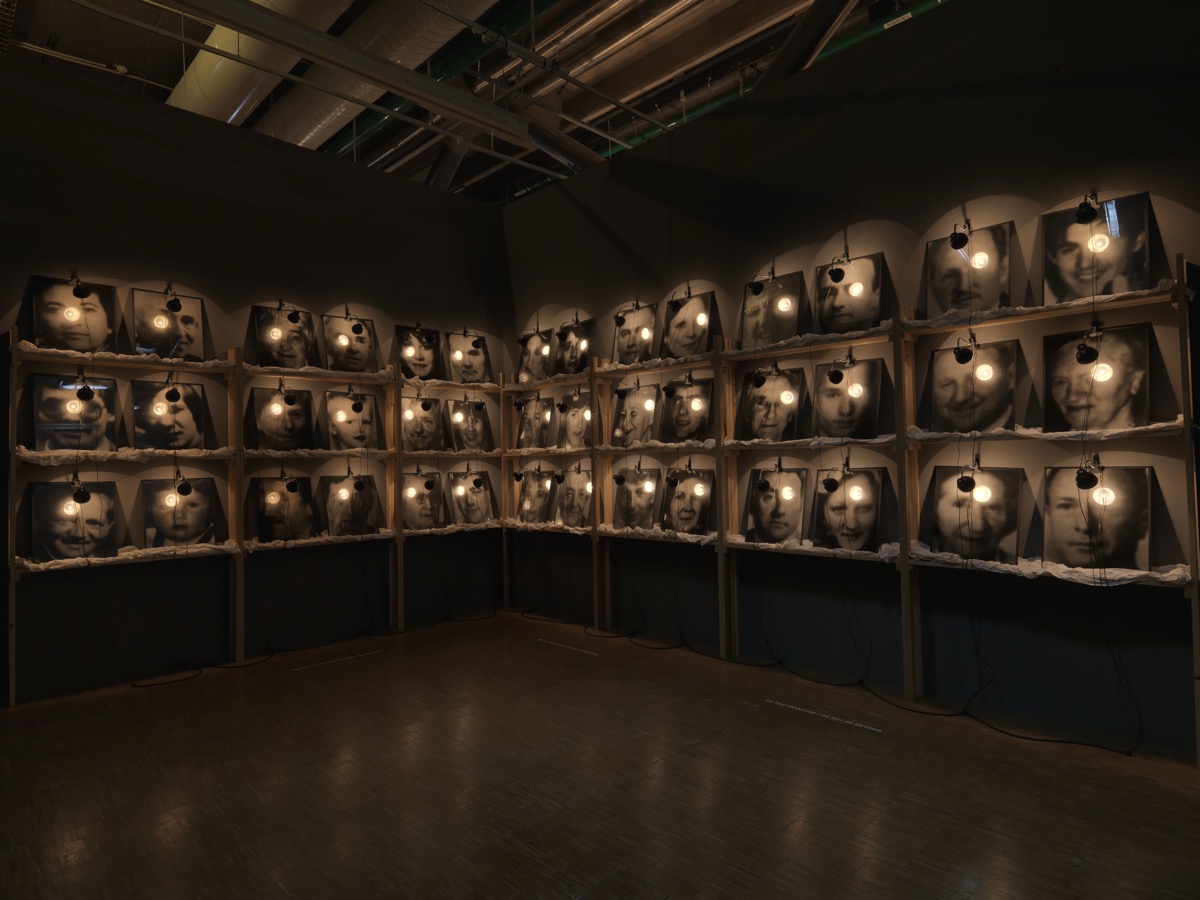 Les Suisses Morts, 1990 — Christian Boltanski