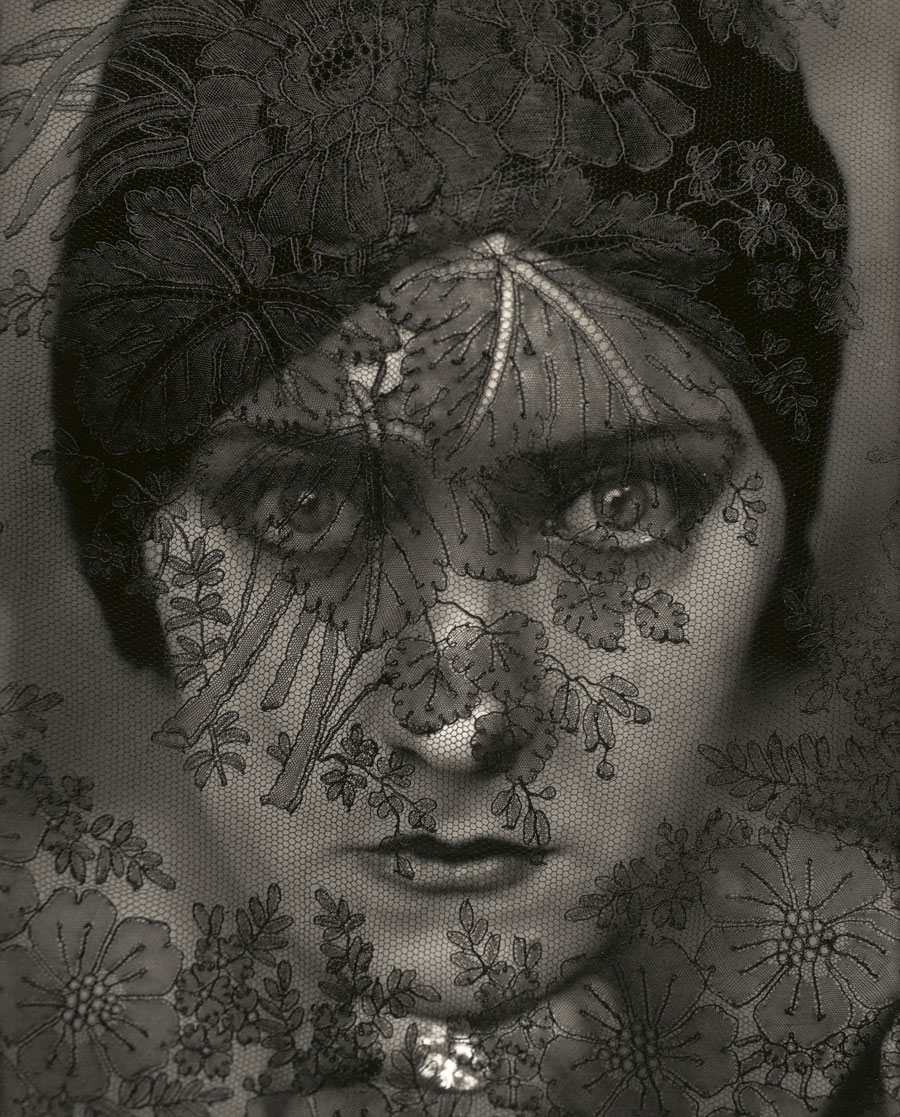 Gloria Swanson — Edward Steichen, 1924