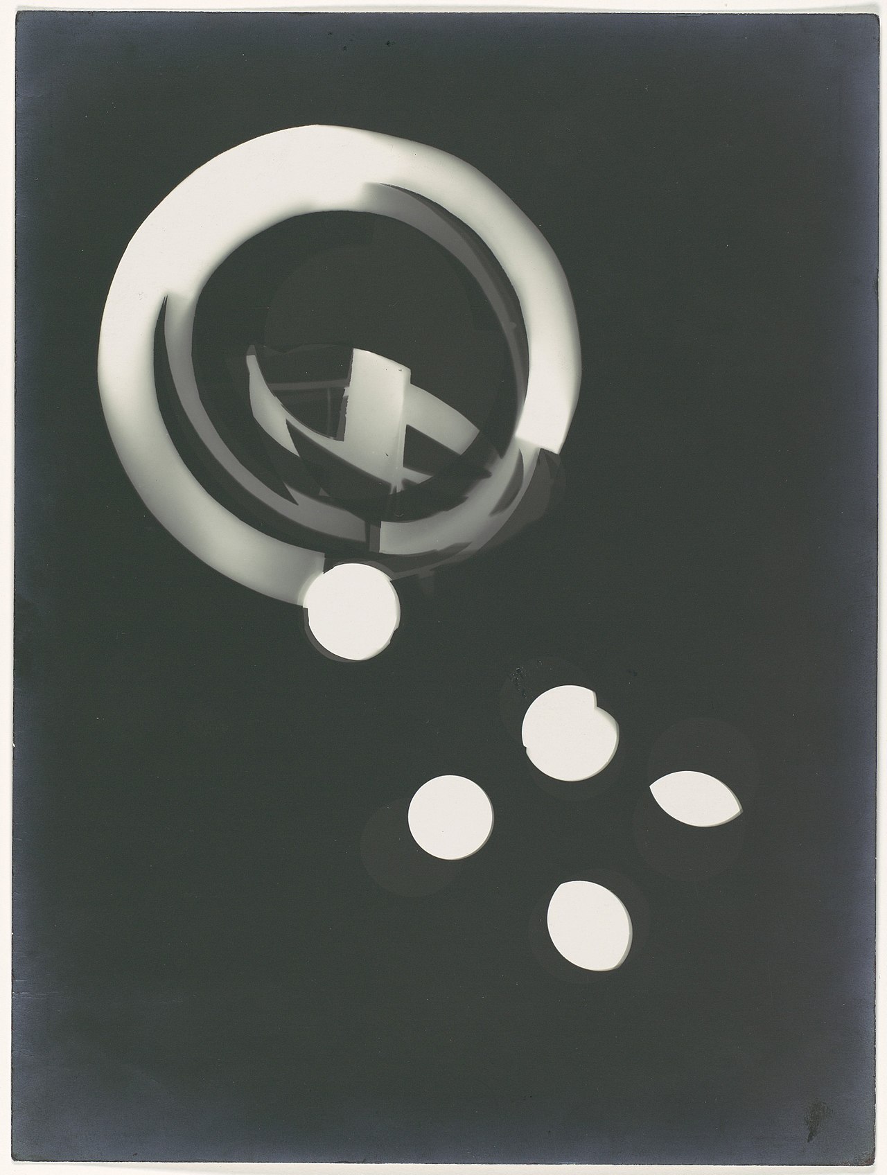 Photogram with Comb and Circles by L&aacute;szl&oacute; Moholy-Nagy, c. 1925