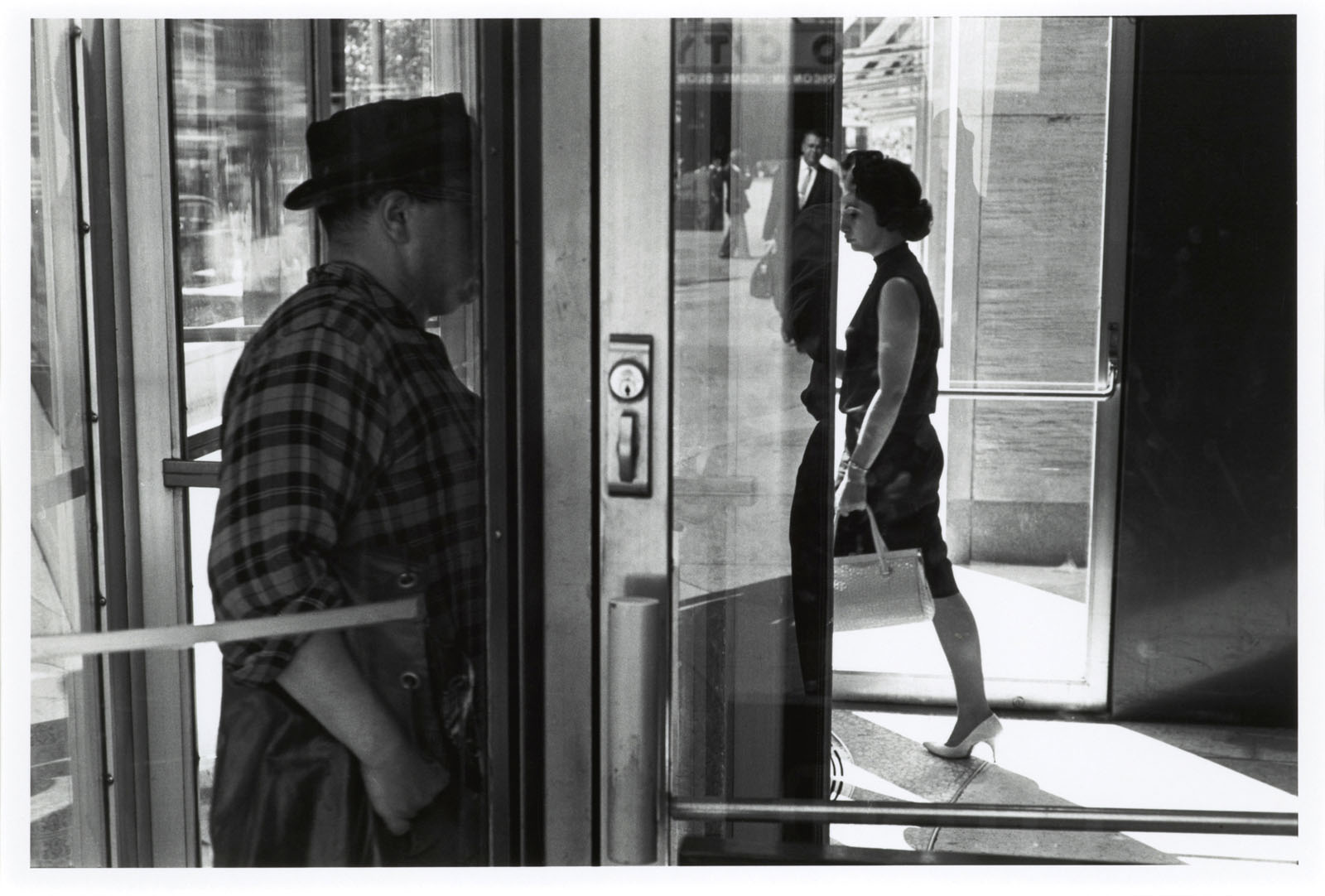 New York City, TV in motel room, 1963 — Lee Friedlander