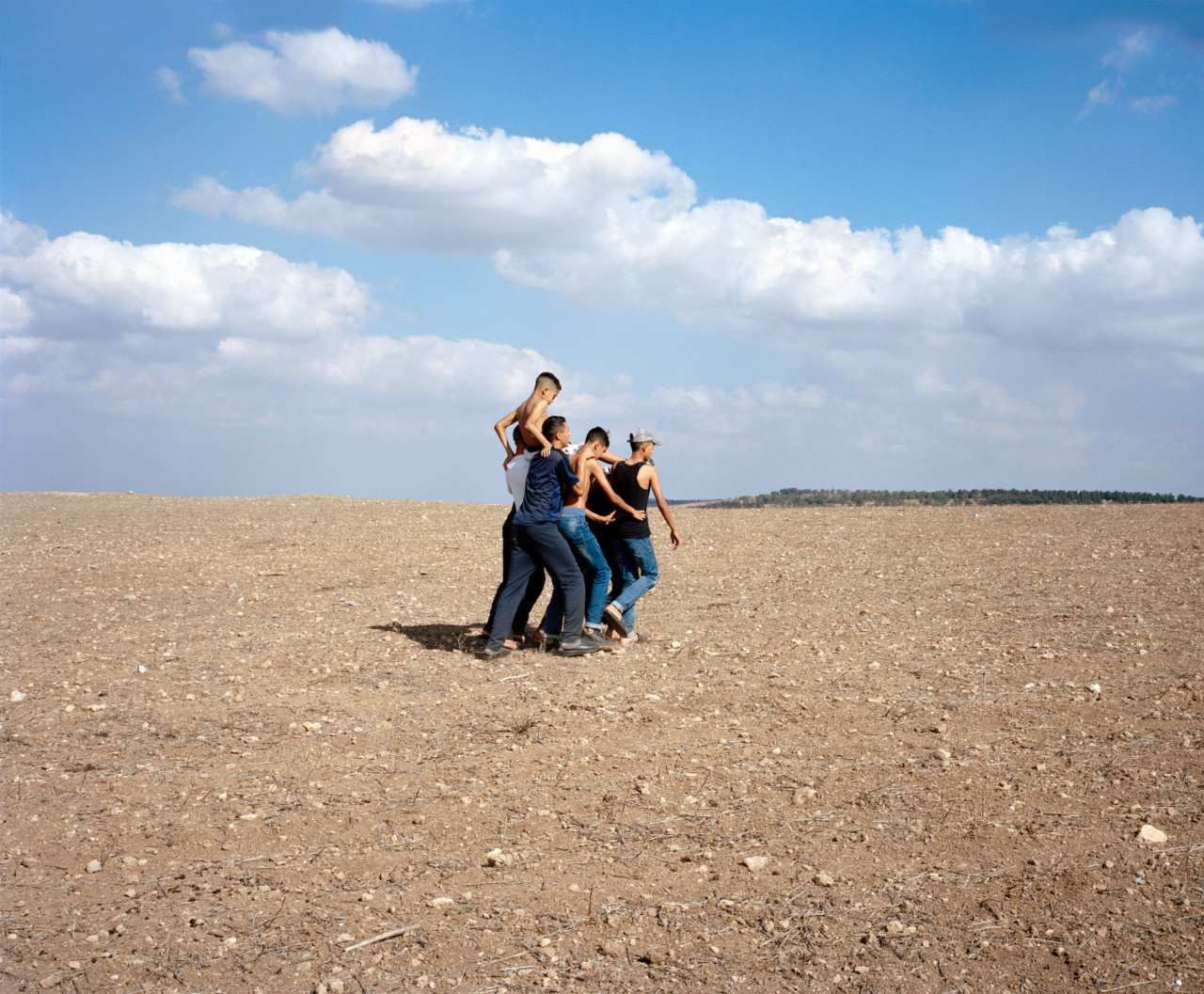 Club Interior, Hackney — Lua Ribeira