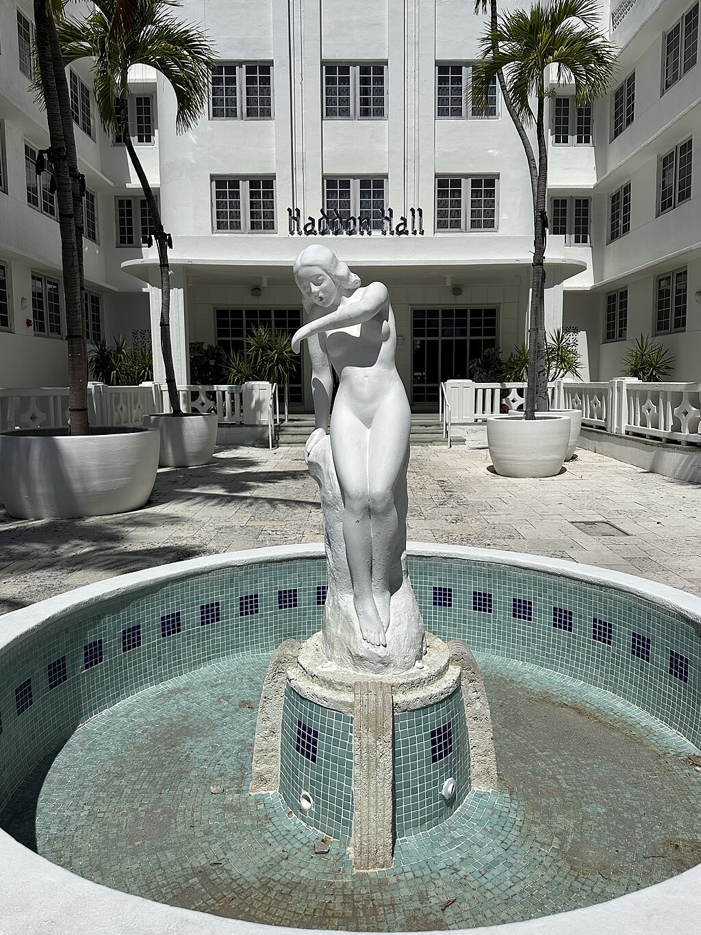 Art Deco fountain at the Haddon Hall Hotel, South Beach, Miami Beach, Florida