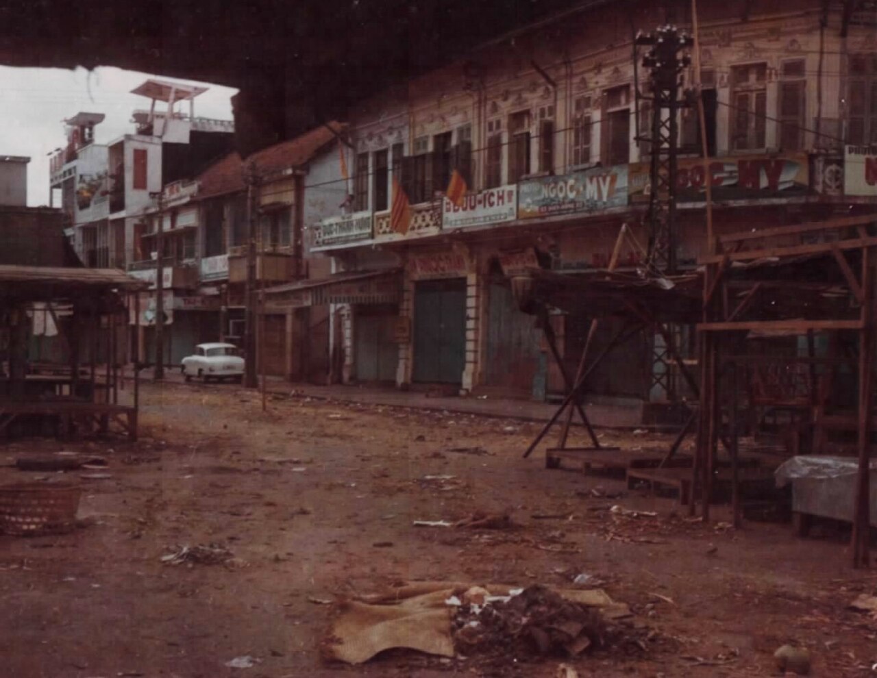 A deserted street in Saigon during the Tet Offensive fighting, 1968