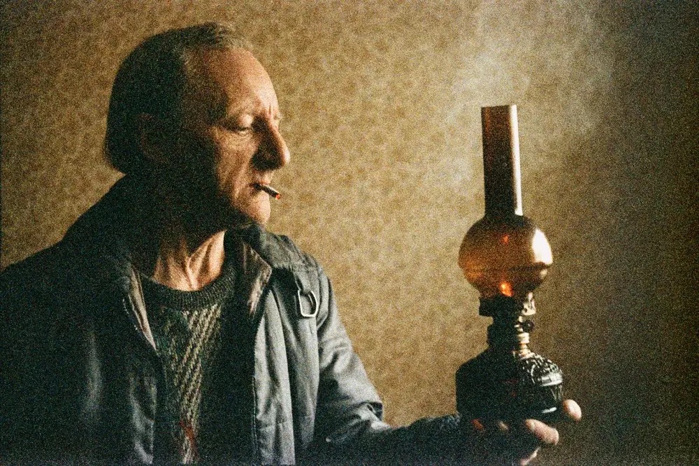 Untitled from Ray's a Laugh by Richard Billingham