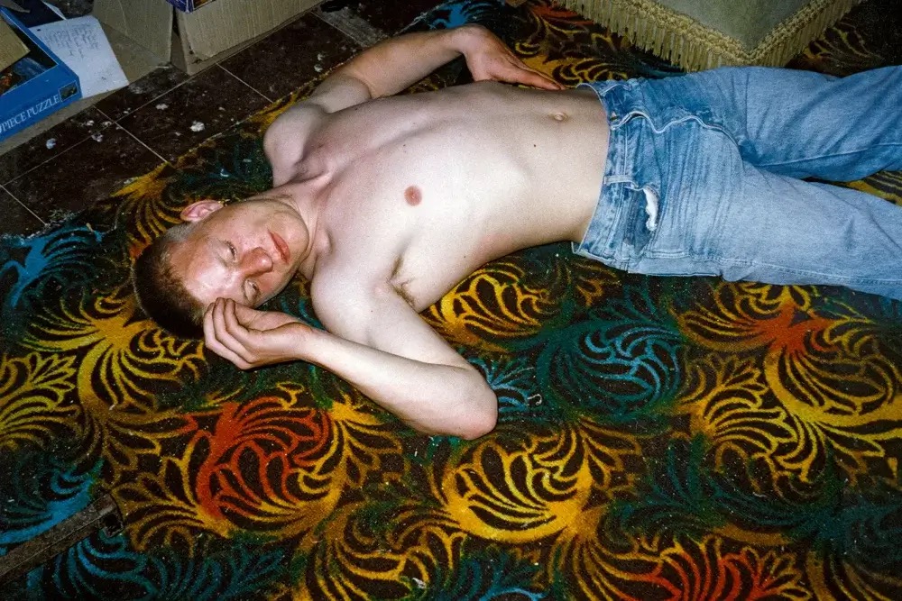 Untitled from Ray's a Laugh by Richard Billingham