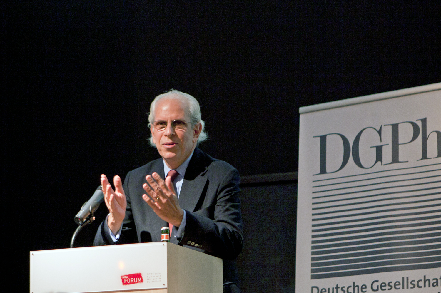 Stephen Shore at DGPh award ceremony, 2011