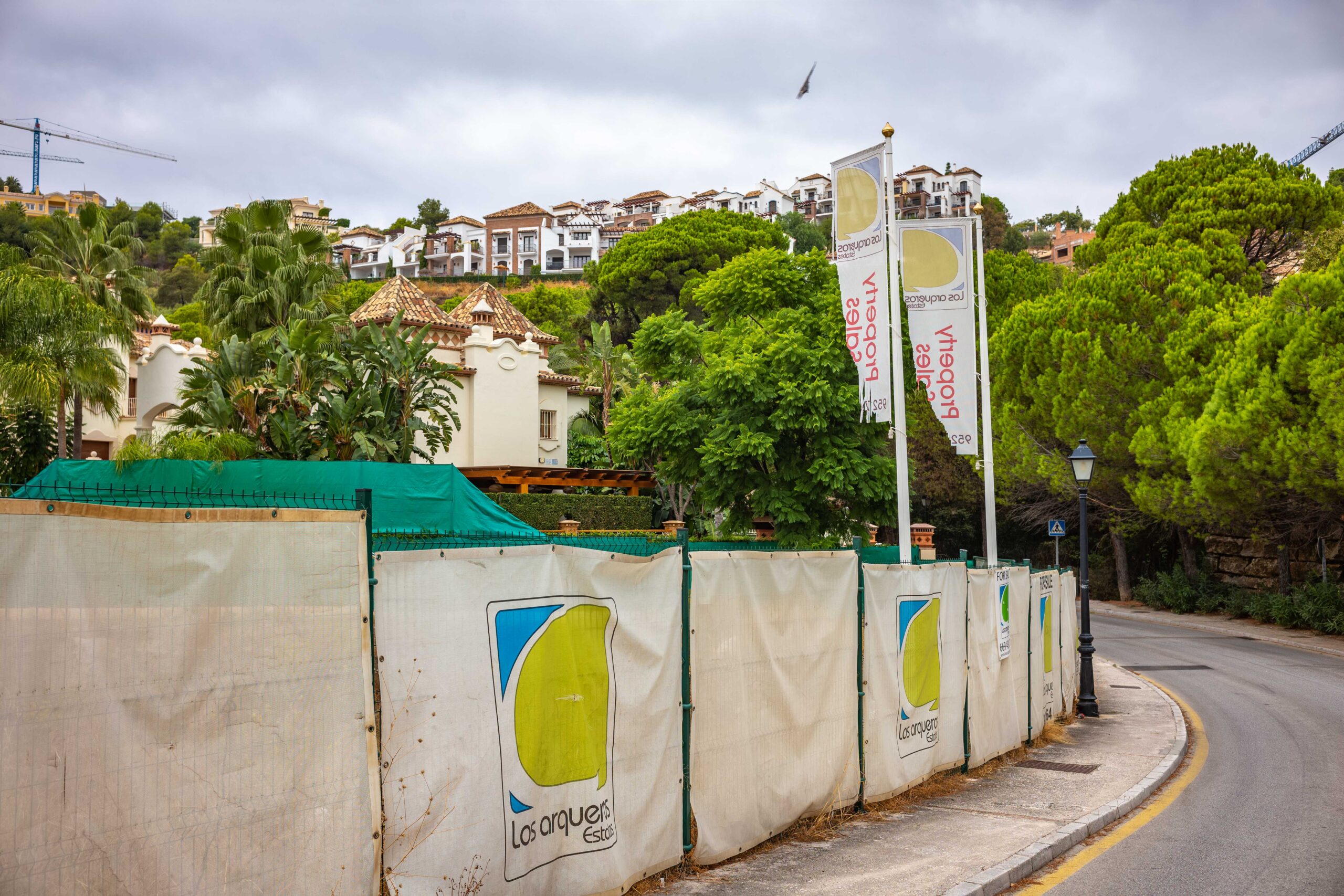 10180 11-10-20 Marbella ( LEICA M10 - Summilux-M 1-1.4-35 ASPH. - - Aperture priority - ¹⁄₂₅₀ sec at ƒ - 2.8 - ISO 100 - 0 EV ) 1001011